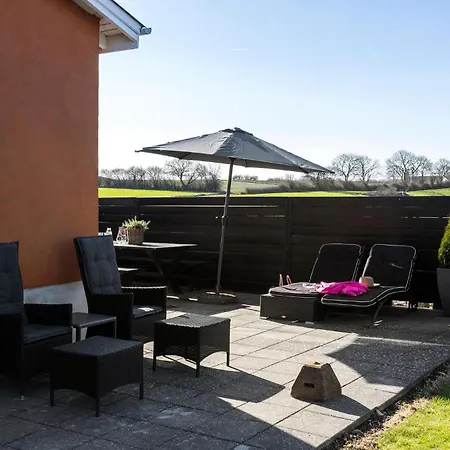 4 Bedroom Awesome In