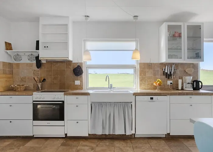 Сasa de vacaciones 4 Bedroom Awesome In Frorup